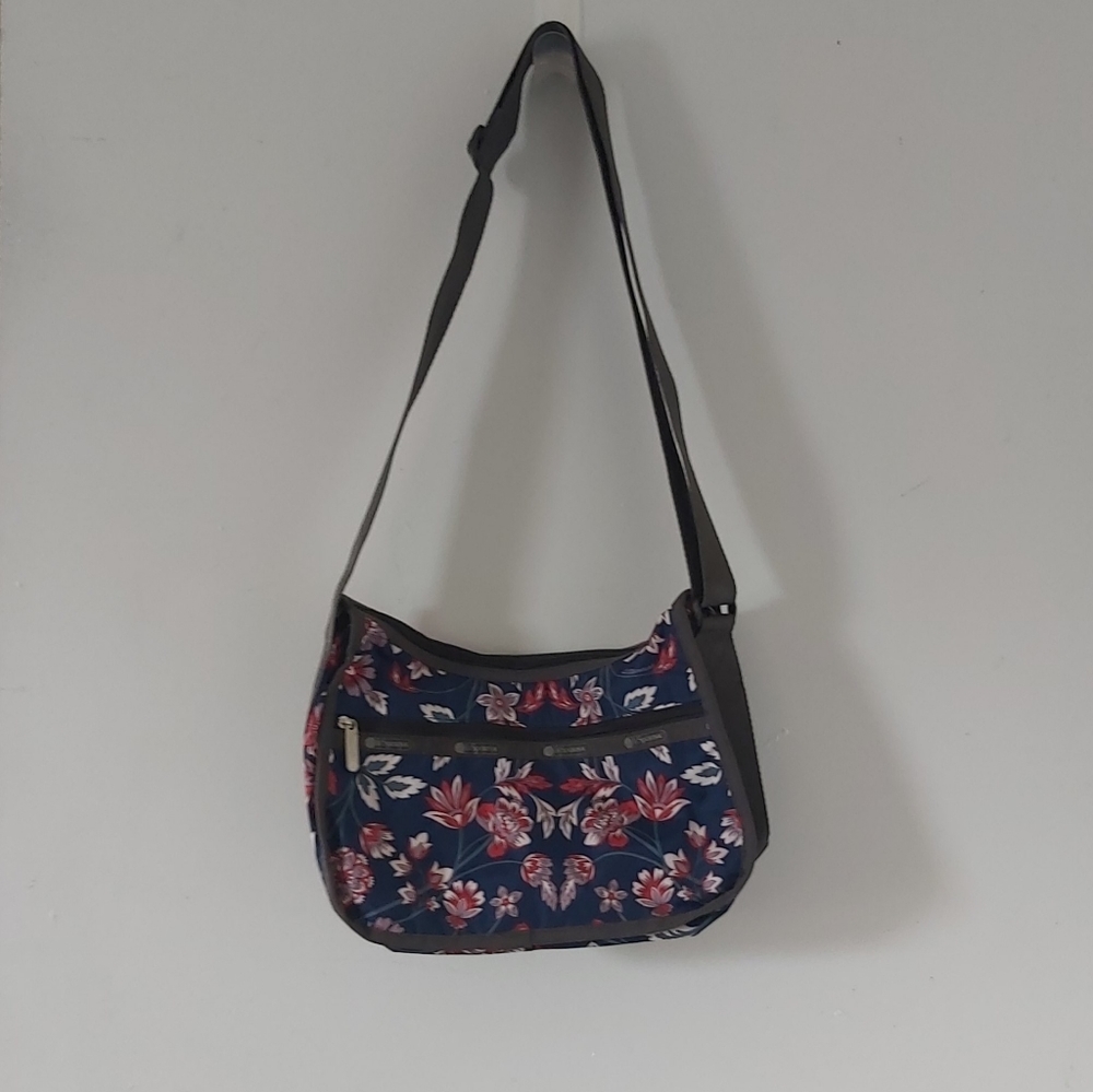 Le sportsac crossbody / shoulder bag